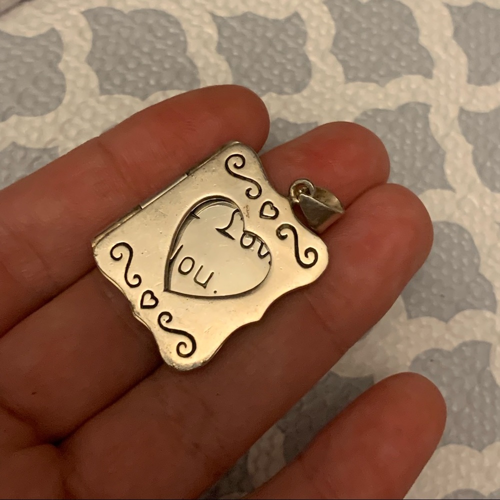 Vintage ‘I love you’ 925 silver picture locket 0.49g